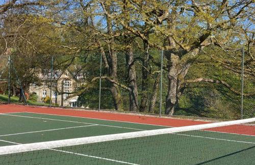 Sheplegh Court Charming Cottage and Pools within Stunning Grounds - Photo 23