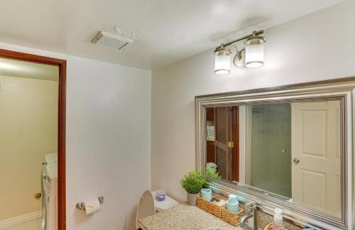 Crestline Home with Private Hot Tub Steps to Lake! - Foto 22