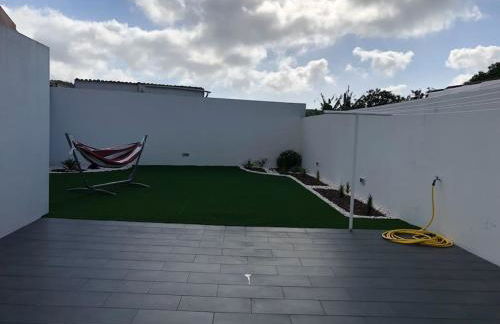 SUNSEA HOUSE - Photo 17