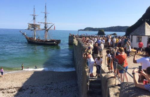Quay Courtyard, on the harbour with free parking - Foto 16