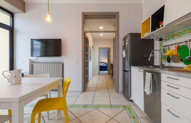 Bright Rooftop by Napoliapartments - Foto 14