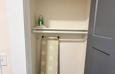 Brand New 4BR Near Downtown and Lucas Oil Stadium - Photo 34