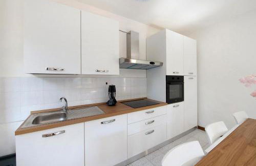 Villa Arcadia Apartments - Photo 11