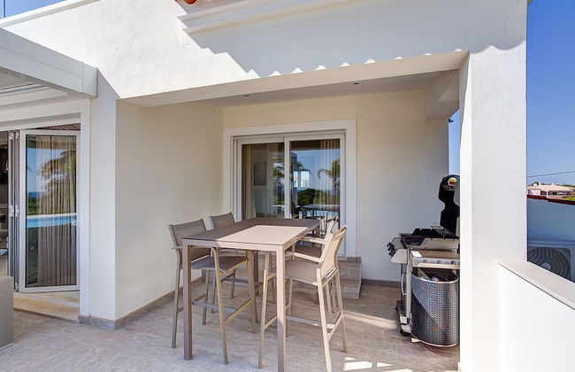 Goldeneye Luxury 6 Bedroom Villa With Infinity P - Foto 44