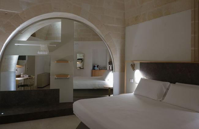 Euvodia Luxury Rooms - Photo 28