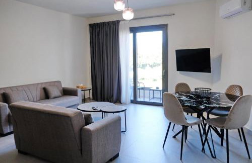 Poseidon 77B Luxury Residences - Photo 18