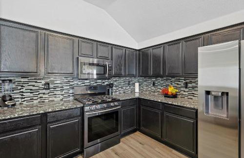 5BR Holiday Getaway in DeSoto with Pool, Hot Tub & Cinema - Foto 12