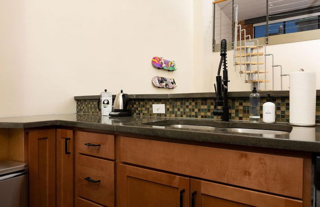 Stunning 2 BR Loft Smack in the Heart of Downtown - Foto 27