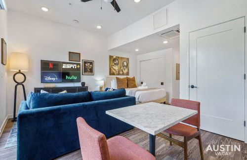 Vibrant Austin Studio Balcony plus Parking and Wi-Fi - Foto 6