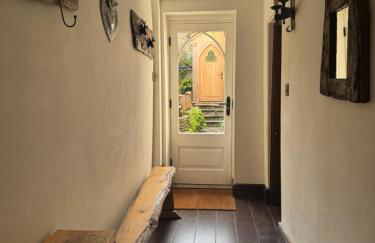 The Oak House - Photo 18