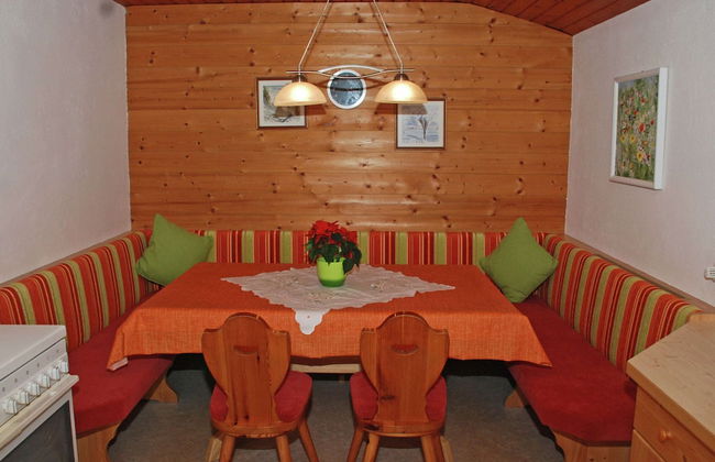 Apartment With Balcony in Hart im Zillertaler - Foto 9