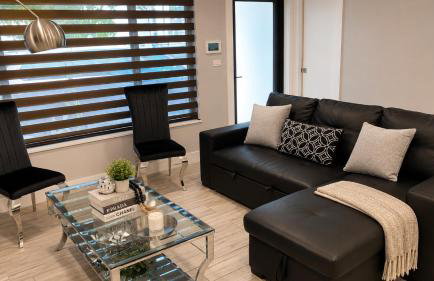 Modern Miami Home l Sleeps 12 l Free Parking - Photo 3