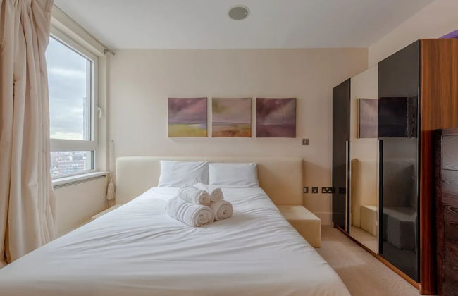 Gorgeous 3 Bedroom Flat in Vauxhall With City Views - Foto 6
