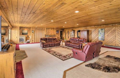 A-Frame Home with Breathtaking Views and Hot Tub! - Foto 8