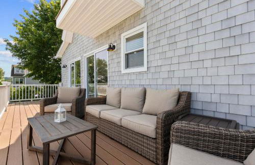 Waterfront Renovated Apartment - Foto 30