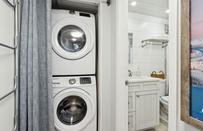 Beach Condo Miles-long Views Sand and Sea, Access to Private Fishing Pier by RedAwning - Foto 24