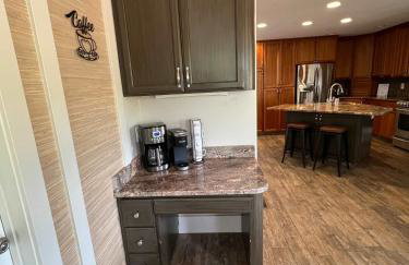 King Home- Mountain Oasis Pool & Views - Foto 9