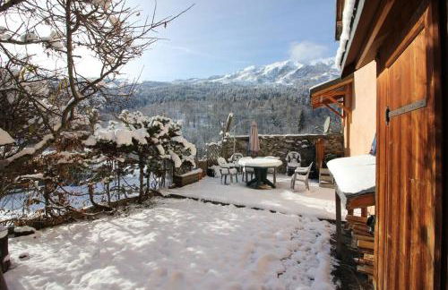 Atmospheric, original stone chalet in Meribel - Photo 3
