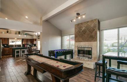 Spectacular Hilltop Home W/resort Like Backyard! - Foto 56