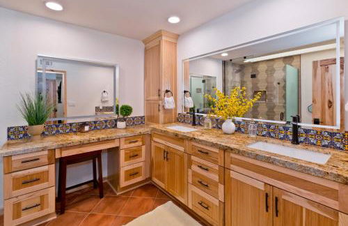 Spectacular condo with private golf privileges includes golf cart on Monterey Country Club !! - Foto 19