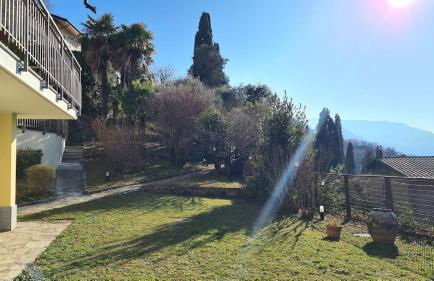 Villa Gli Ulivi - Ushuaia Apartment Lake & Garden View - Free Parking - Foto 28