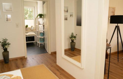 Lichtdurchflutende Wohnoase-Kamin-ruhig-kostenloser Parkplatz- 24-7 Self Check-in, bis zu 5 Personen, sehr geräumig - Photo 35