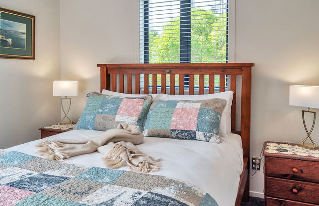 Beautifully Styled 2BR w 2 Carparks & Aircon - Foto 2