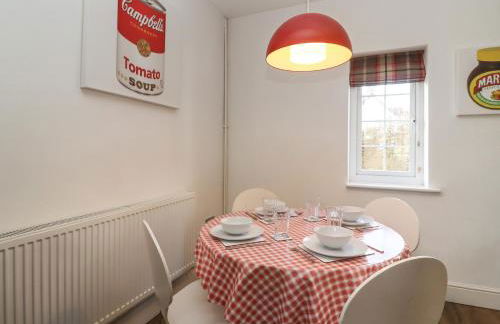 The Little White Cottage - Foto 7