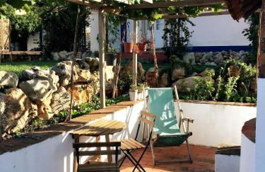 Cottage with Pool,Gourmet BBQ,Wood Oven&Games Barn - Foto 25