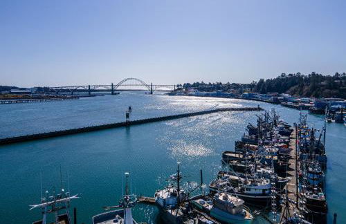 Marina Views! Watch the Boats! Walk to Everything! Unit 3 - Foto 12