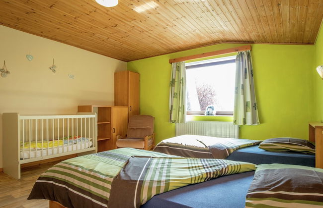 Holiday Home in Montleban With Garden - Photo 18