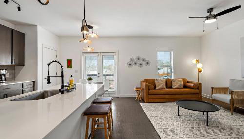 South Lamar Stay - Pickleball, Sauna & Cold Plunge - Foto 2