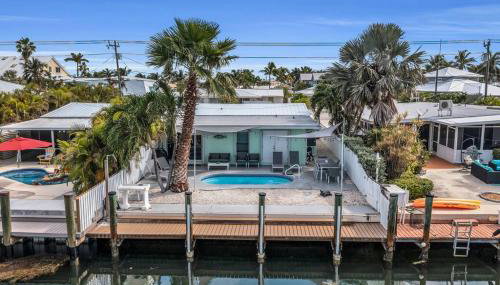 Villa Bella Newly Remodeled With Private Dock and Pool & Cabana Club Access - 7 night minimum stay - Foto 4