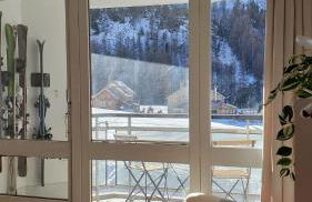 Balcon plein Sud sur les pistes - Photo 5