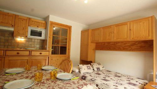 Studio lumineux avec terrasse sud. Serres-Chevalier, 4 personnes, équipements complets. - FR-1-330E-57 - Foto 3