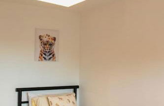 Augusta House - Andover - Photo 22