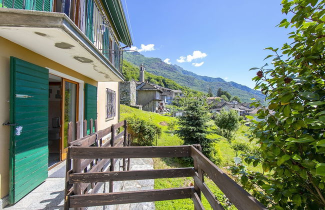 Cherry Tree House Family Friendly - Photo 24