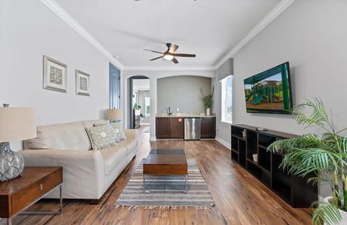 Boutique Luxury Home, Private Pool Close to Disney REU101 - Foto 63