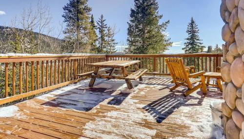 Lovely House Tucked in the Pines with Private Hot Tub - Pura Vida - Foto 4