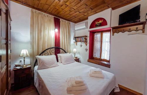 Harikleia & Maria Kefala's Land - Foto 34