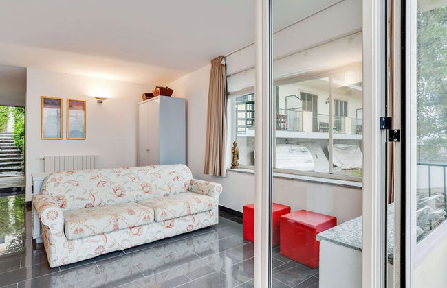 Holiday Home in Meina With Private Beach - Foto 4