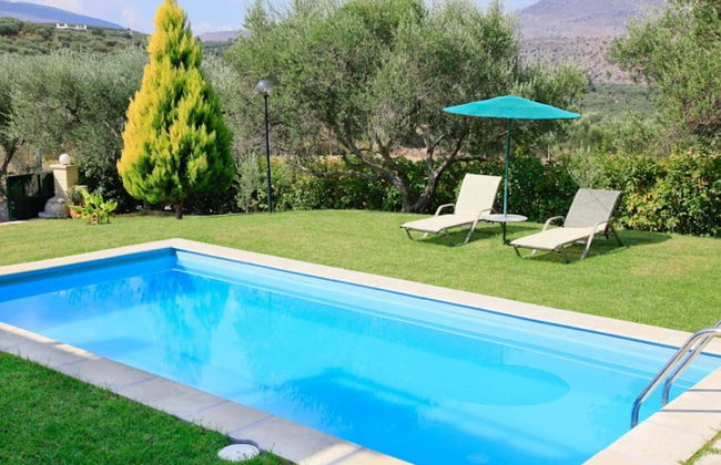 Villa Dimitris Large Private Pool Walk to Beach Sea Views A C Wifi Car Not Required Eco-frien - 1923 - Foto 9