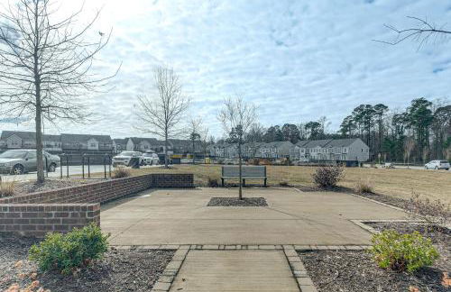 Central Condo 2 Mi to Downtown Fuquay-Varina - Foto 24