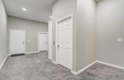 Luxury Retreat with Hot Tub Fire Pit & Forest Views - Foto 46