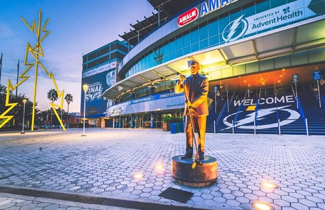 National Hockey League: Tampa Bay Lightning Ice Hockey Game at Amalie Arena - Ticket - Foto 4
