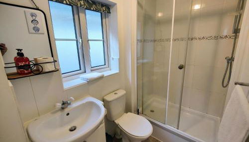 Cedar - AwayOnBusiness - Foto 5, towels, Shower