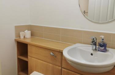 Sun Gardens Retreat- can sleep 10 with 4 Double Beds & 2 sofa beds - Foto 20