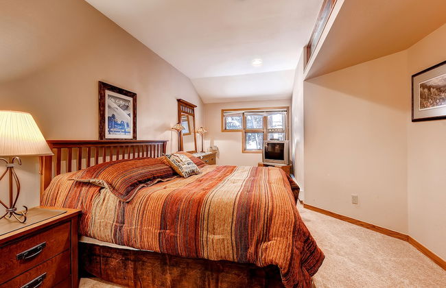 River Glen Condos by CRMR - Foto 3