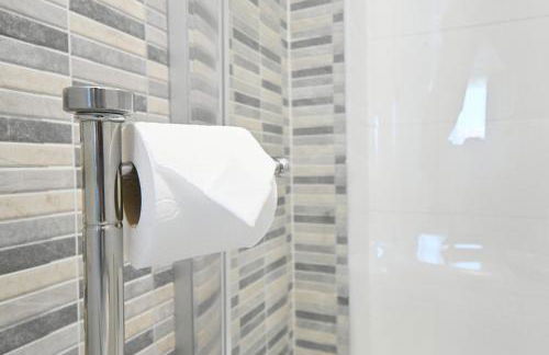 Right Place - Photo 61