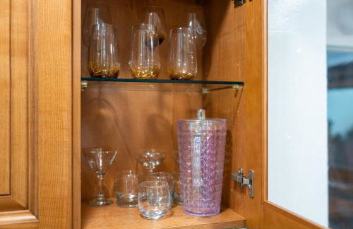 Quiet Retreat 10 Min to NYC Train & free Parking - Foto 33